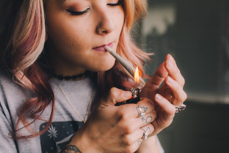 Canadian Girls and Scottish Boys Have Highest Rates of Teen Weed Use